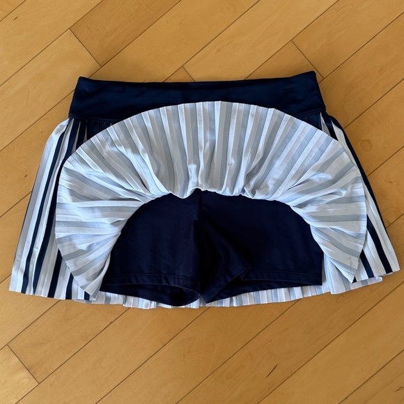 Fila Navy and White Striped Skort - Picture 3 of 6